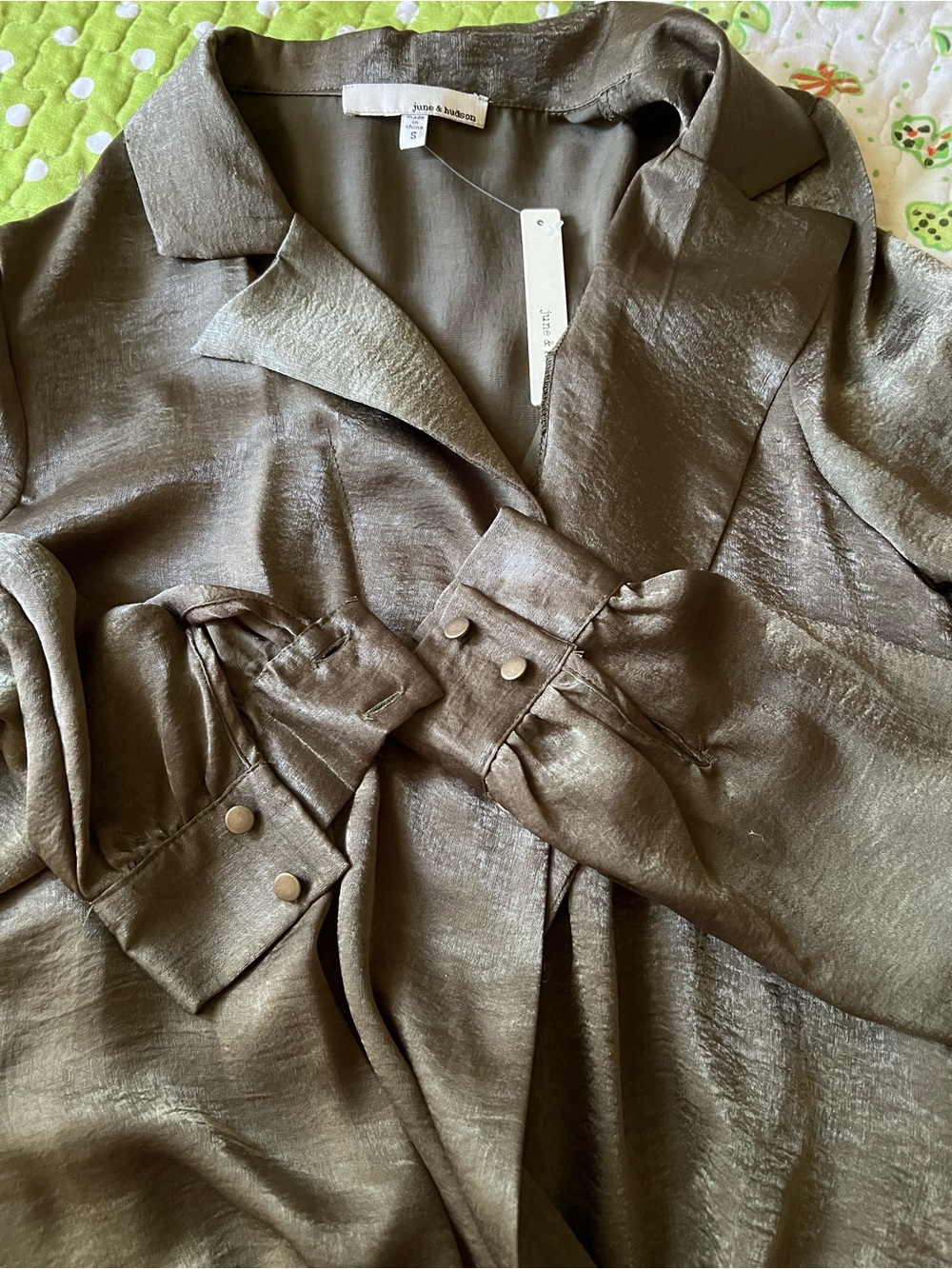 june & hudson Olive Textured Draped Blouse - Picture 4 of 5